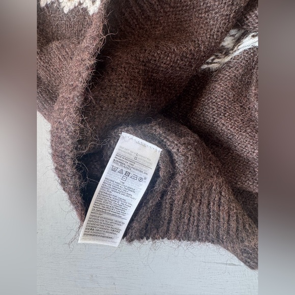 NWT Fuzzy Fair Isle Cardigan Sweater in Brown - Picture 9 of 15